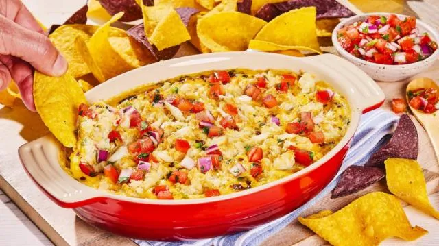 Crab Queso Platter