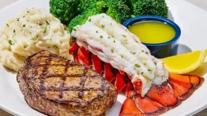 Surf & Turf Maine Lobster Tail & 7 oz. Sirloin*