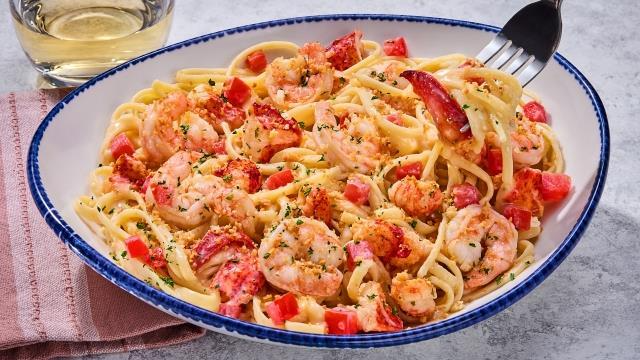 Lobster & Shrimp Linguini (full portion)